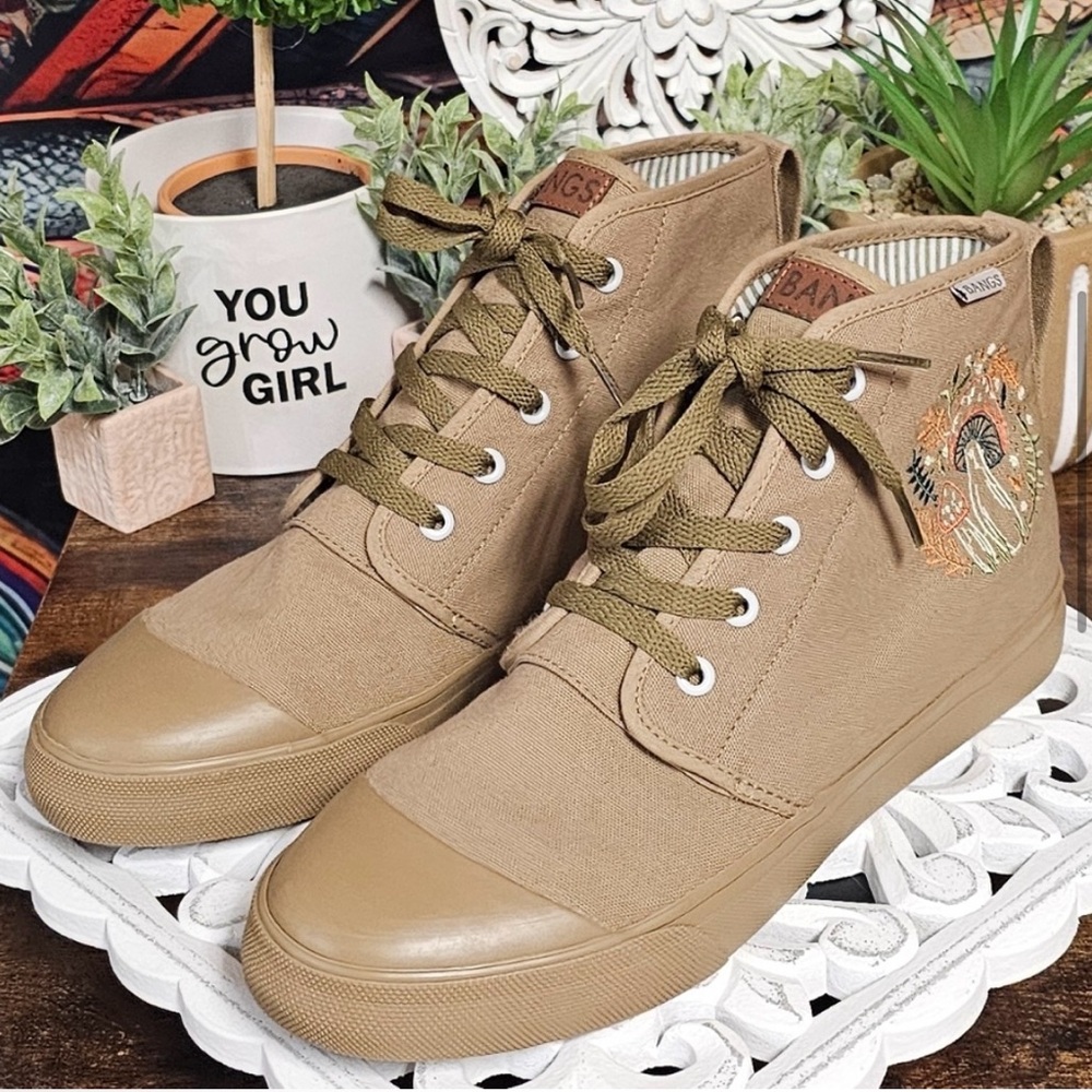 BANGS | MUSHROOM MEADOW VEGAN CANVAS HIGH-TOPS - Picture 5 of 14